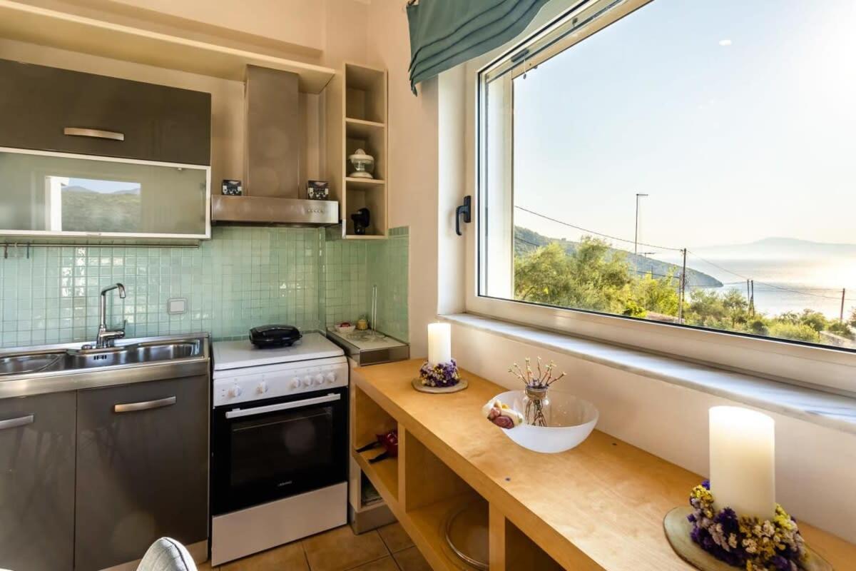 Kitries Summer Getaway - Eden Comfy Holiday home *